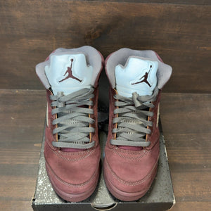 Jordan 5 Retro Burgundy (2023) (GS) Size 6Y (Pre-Owned) - tag