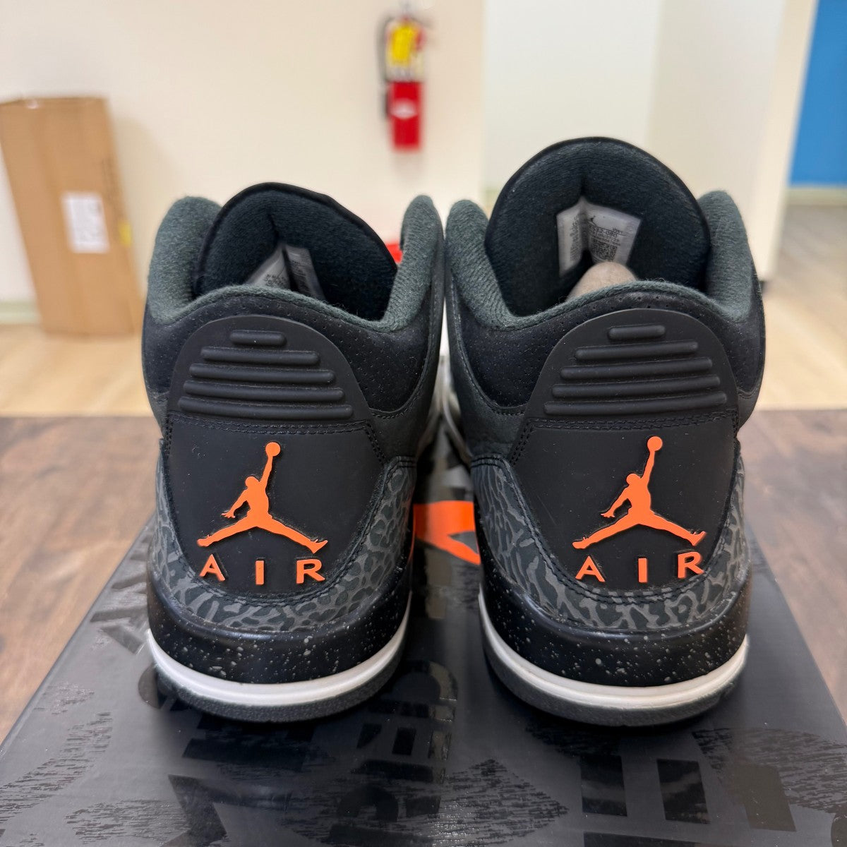 Jordan 3 Retro Fear Pack (2023) - Image 3
