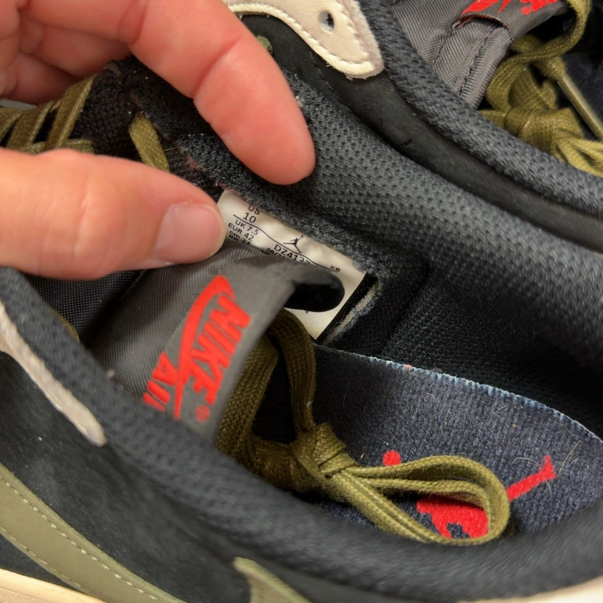 Jordan 1 Retro Low OG SP Travis Scott Olive (Women's) Size 10W (Pre-Owned) - Image 7