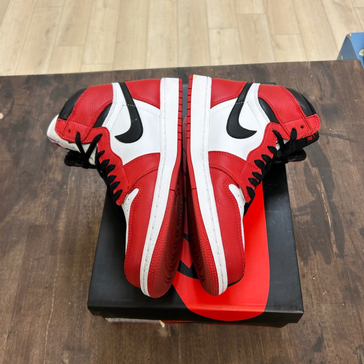 Jordan 1 Retro High Homage To Home (Non-numbered) Size 11 (Pre-Owned)