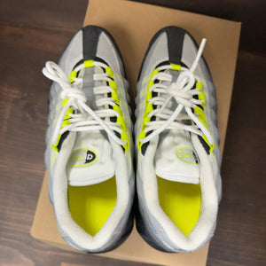 Nike Air Max 95 OG Neon (2020) (GS) Size 7Y (Pre-Owned) - Image 5
