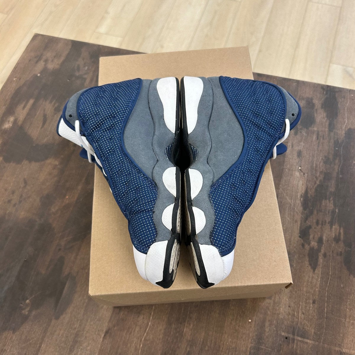 Jordan 13 Retro Flint (2020) (GS) Size 6Y (Pre-Owned) - Image 3