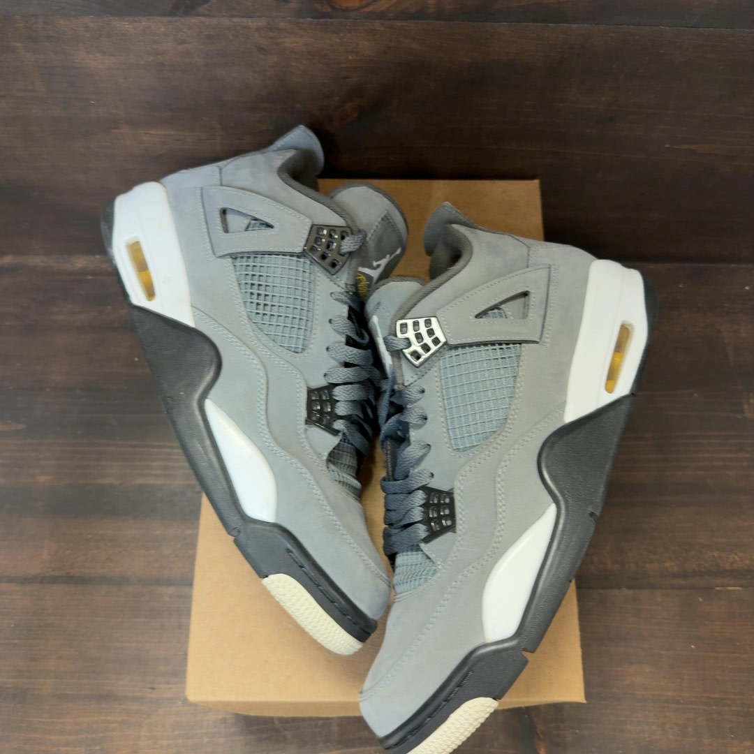 Jordan 4 Retro Cool Grey (2019) Size 11.5 (Pre-Owned) - Image 2