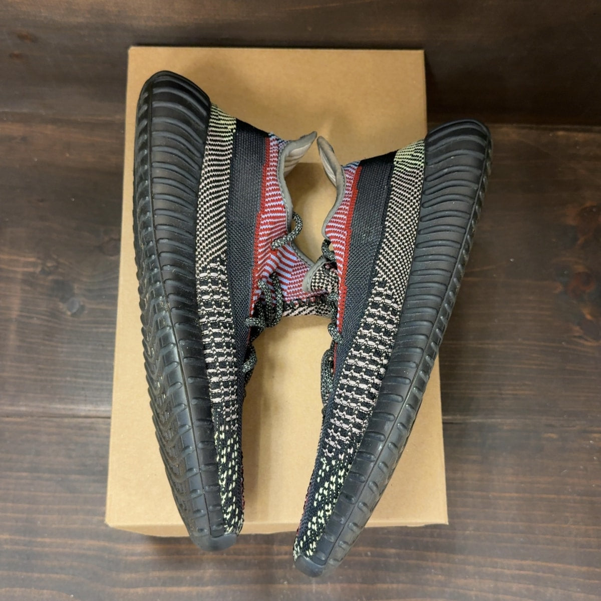 adidas Yeezy Boost 350 V2 Yecheil (Non-Reflective) Size 9.5 (Pre-Owned) - Image 2