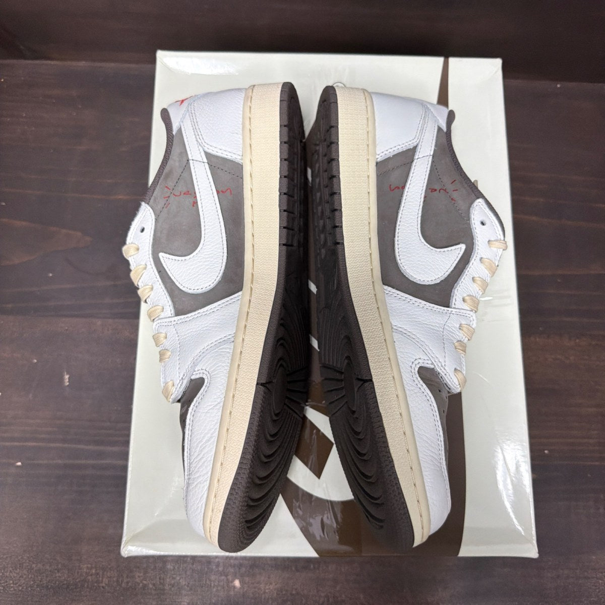 Jordan 1 Retro Low OG SP Travis Scott Reverse Mocha - Image 6