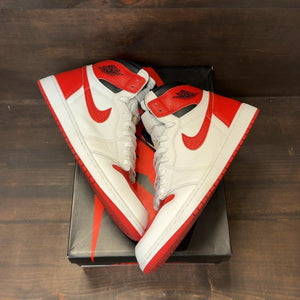 Jordan 1 Retro High OG Heritage Size 13 (Pre-Owned) - Image 2