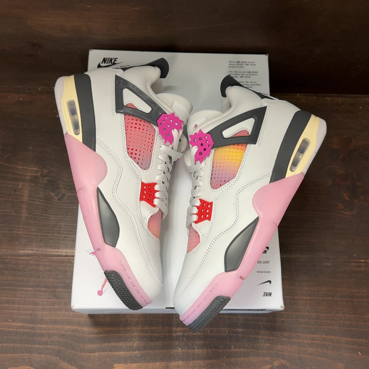 Jordan 4 Retro Comic Size 10 - back