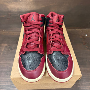 Jordan 1 Mid Team Red Black White (GS) Size 5.5Y (Pre-Owned) - Image 3