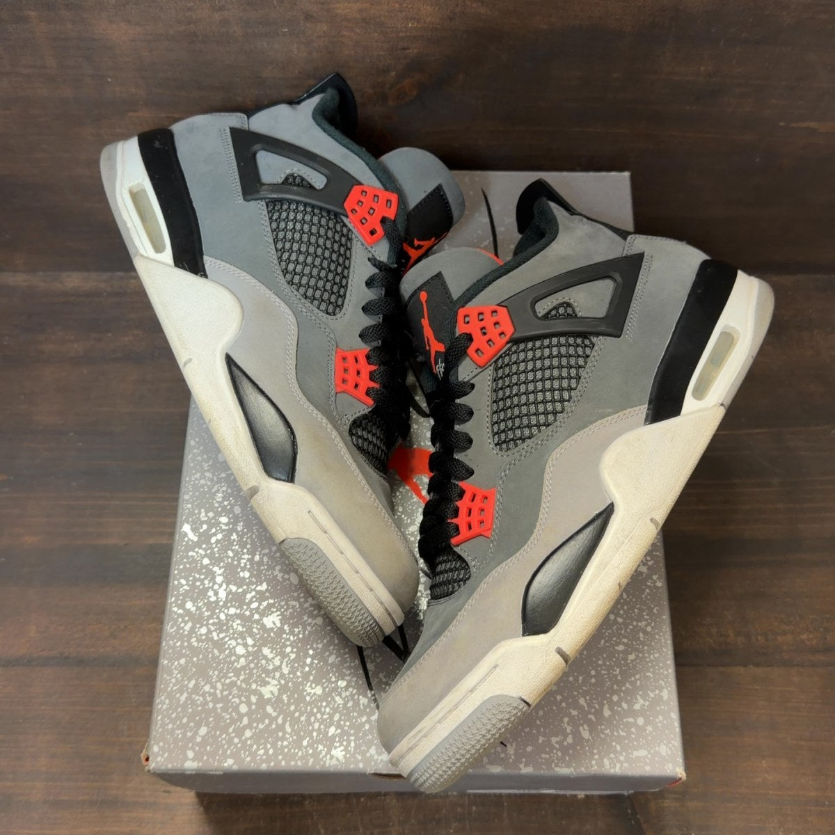 Jordan 4 Retro Infrared - Image 2