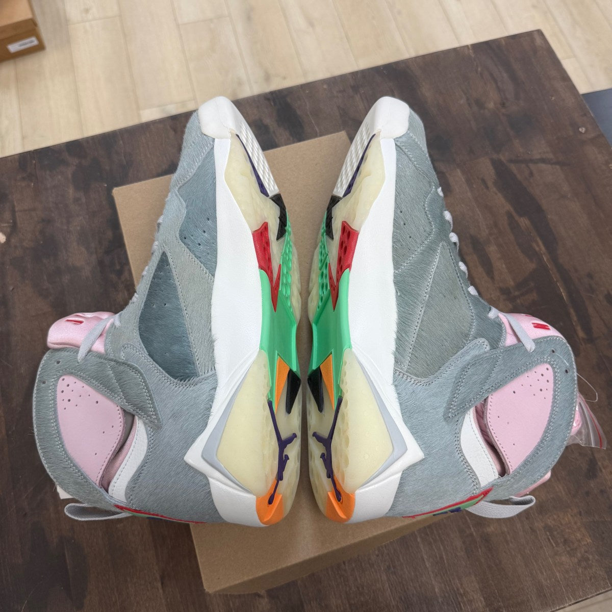 Jordan 7 Retro Neutral Grey Size 13 (Pre-Owned) - Image 4