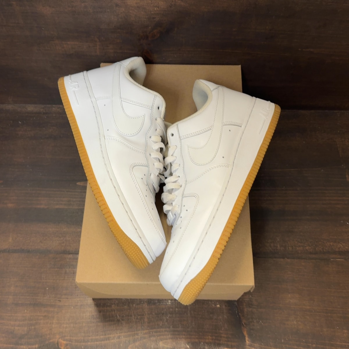 Nike Air Force 1 Low '07 White Gum Size 10 (Pre-Owned) - Image 2