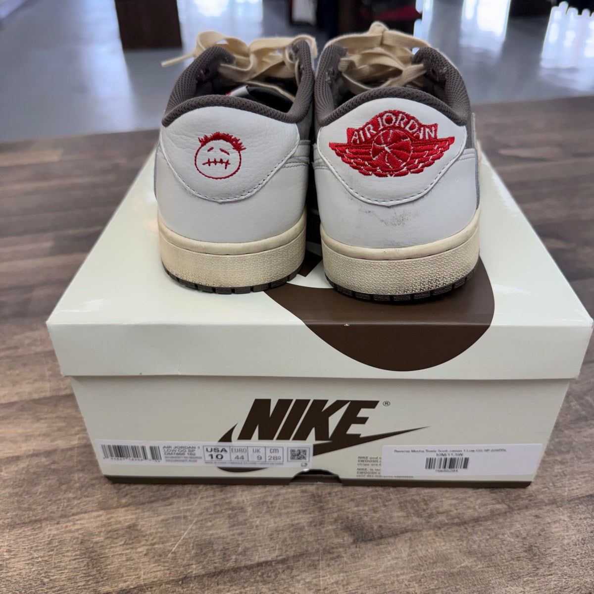 Jordan 1 Retro Low OG SP Travis Scott Reverse Mocha Size 10 (Pre-Owned) - Image 3