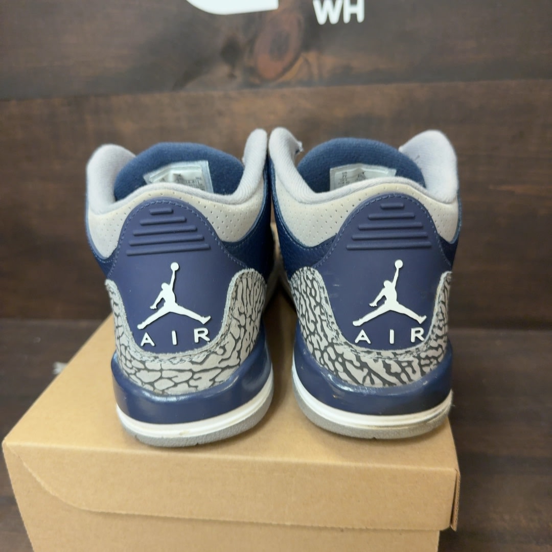 Jordan 3 Retro Georgetown (2021) (GS) Size 7Y (Pre-Owned) - Image 4