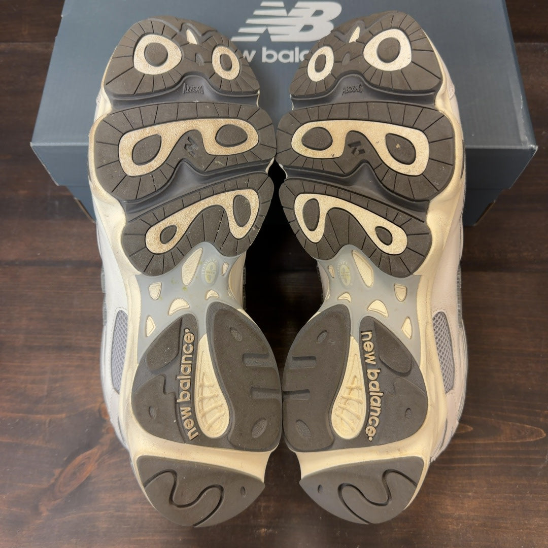New Balance 1000 Sea Salt Grey Size 13 (Pre-Owned)