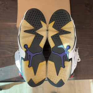 Jordan 6 Retro Flight Nostalgia Size 8.5 (Pre-Owned) - aux
