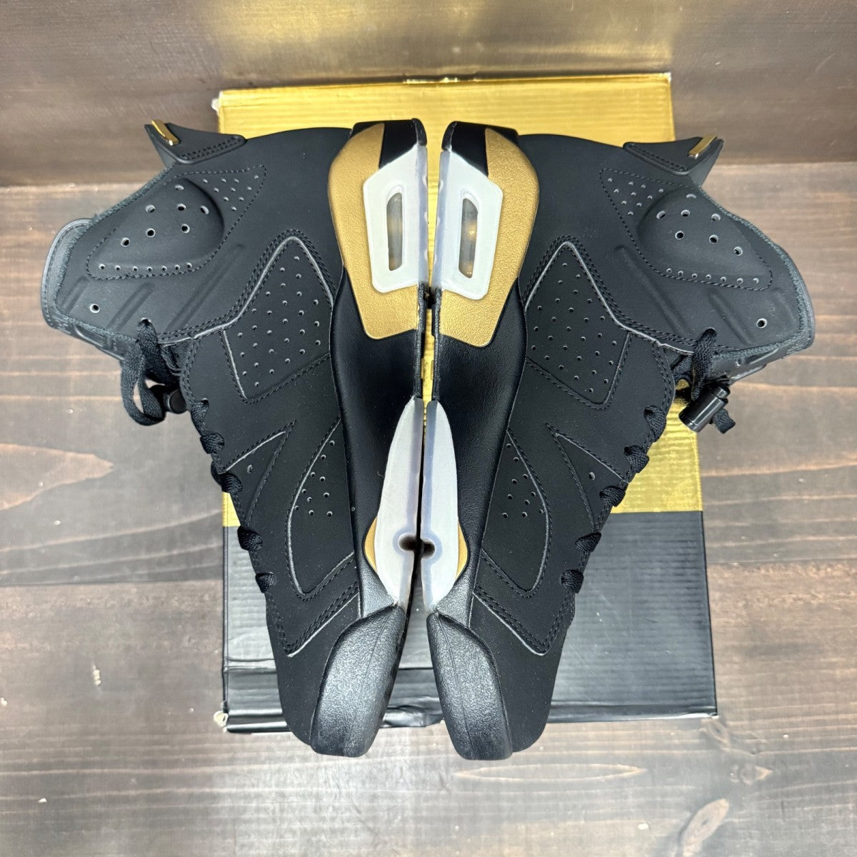 Jordan 6 Retro DMP (2020) Size 10 (Pre-Owned)