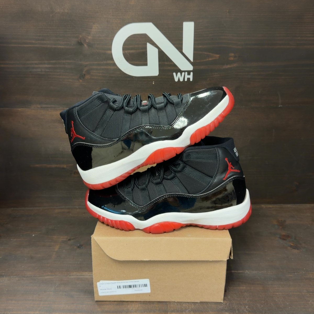 Jordan 11 Retro Playoffs Bred (2019) Size 9 (Pre-Owned) - Image 1