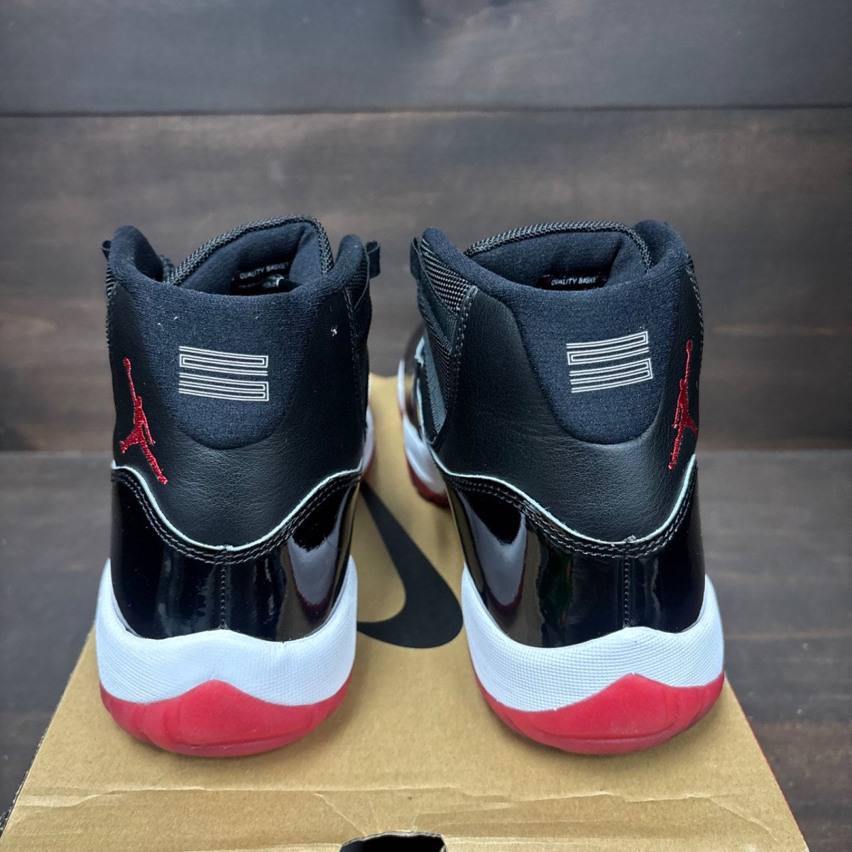 Jordan 11 Retro Playoffs Bred (2019) Size 10.5 (Pre-Owned) - Image 5