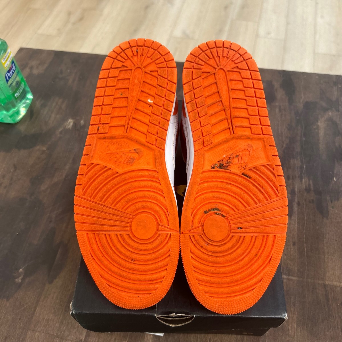 Jordan 1 Mid Metallic Orange - Image 5