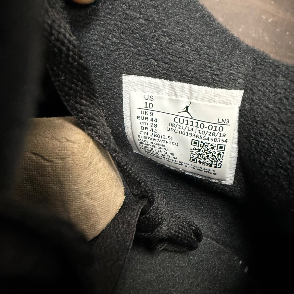 Jordan 4 Retro Black Cat (2020) Size 10 (Pre-Owned) - aux