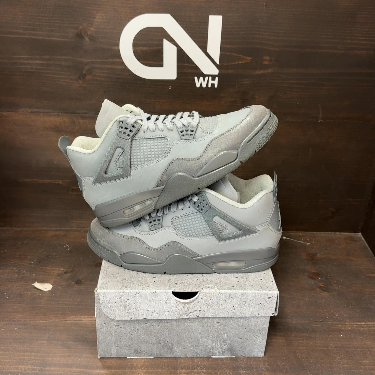 Jordan 4 Retro SE Paris Olympics Wet Cement Size 10.5 (Pre-Owned) - Image 1