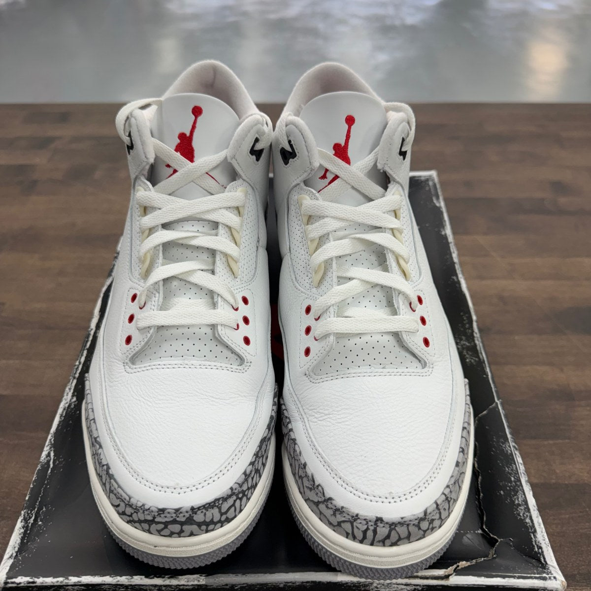 Jordan 3 Retro White Cement Reimagined Size 13 (Pre-Owned) - Image 2