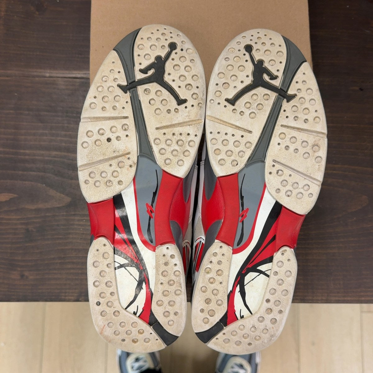 Jordan 8 Retro White True Red (2025) Size 10 (Pre-Owned) - aux