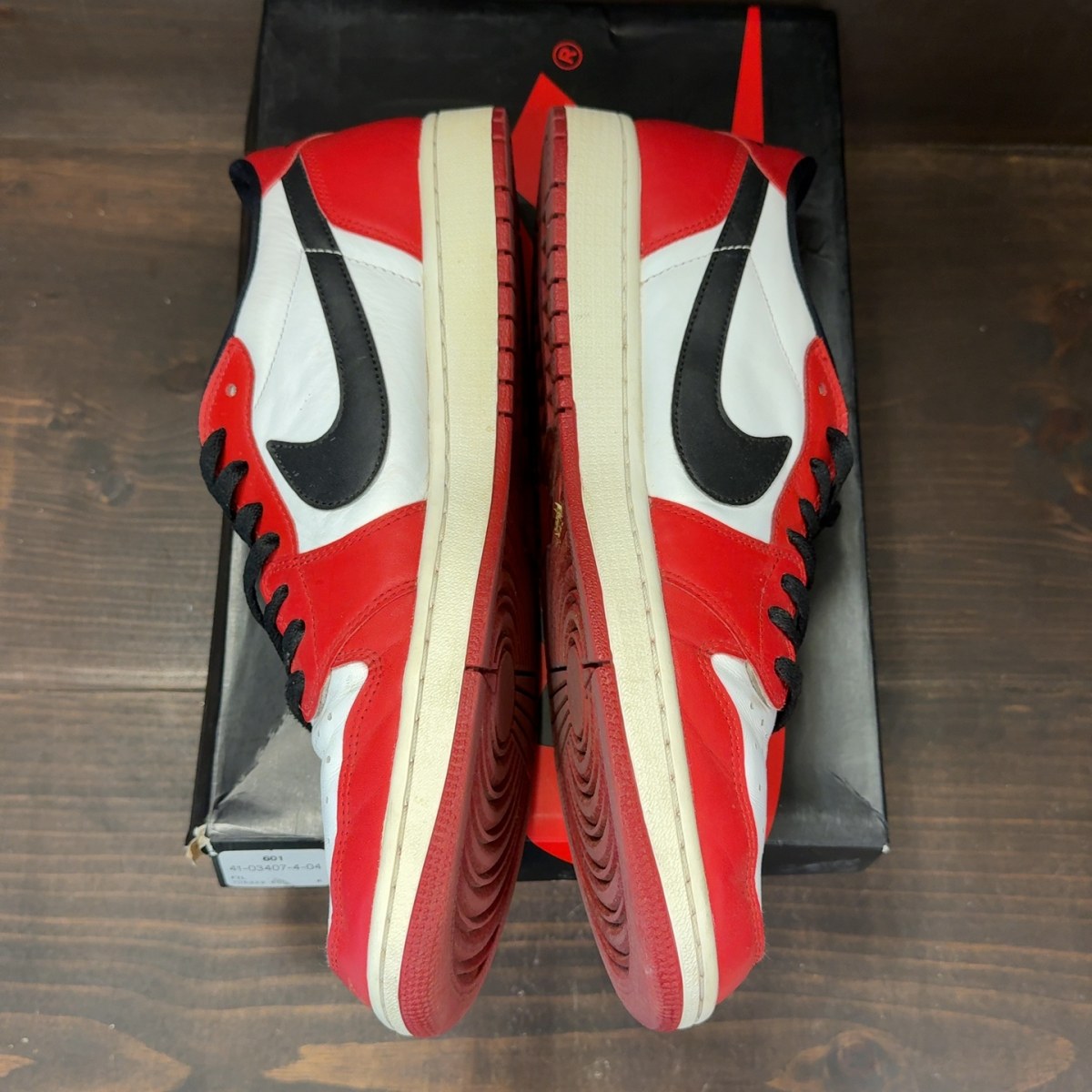 Jordan 1 Retro Low Chicago (2016) - Image 4