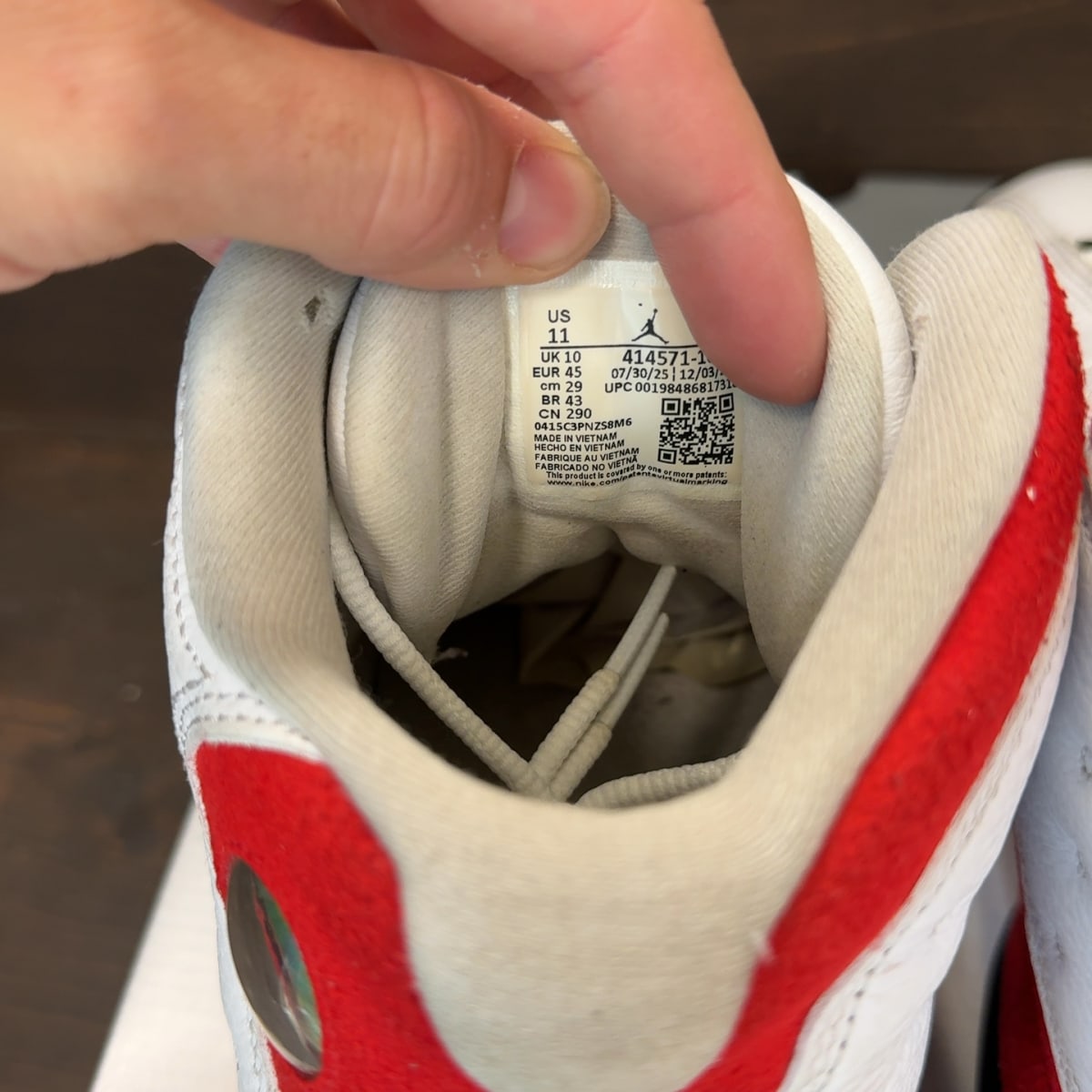 Jordan 13 Retro OG Chicago (2026) Size 11 (Pre-Owned) - aux