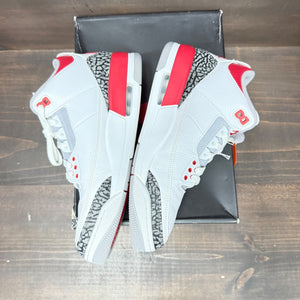 Jordan 3 Retro Fire Red (2022) - Image 3