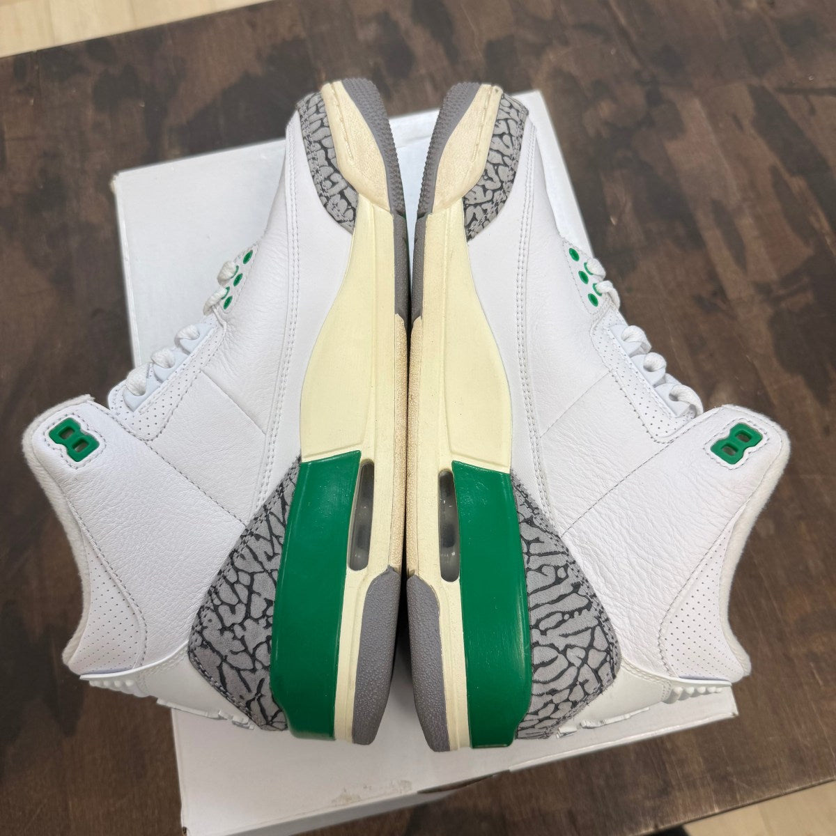 Jordan 3 Retro Lucky Green (Women's) - Image 7