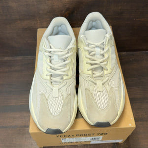 adidas Yeezy Boost 700 Analog - Image 3