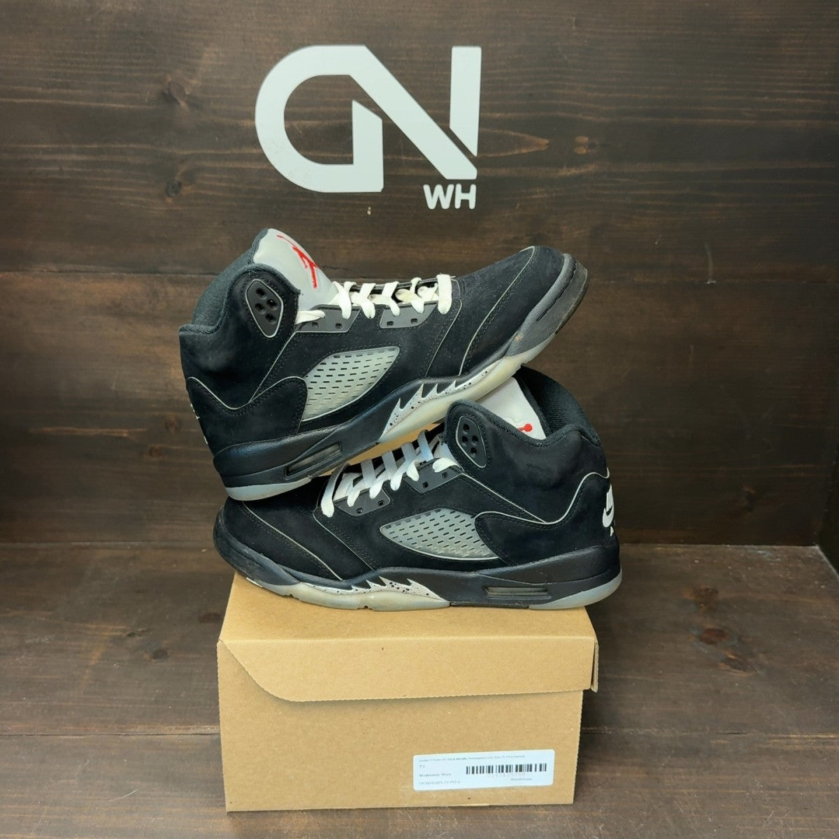 Jordan 5 Retro OG Black Metallic Reimagined (GS) Size 7Y (Pre-Owned) - Image 1