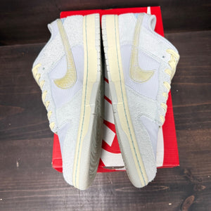 Nike Dunk Low SE Gone Fishing Chinook Salmon - Image 3