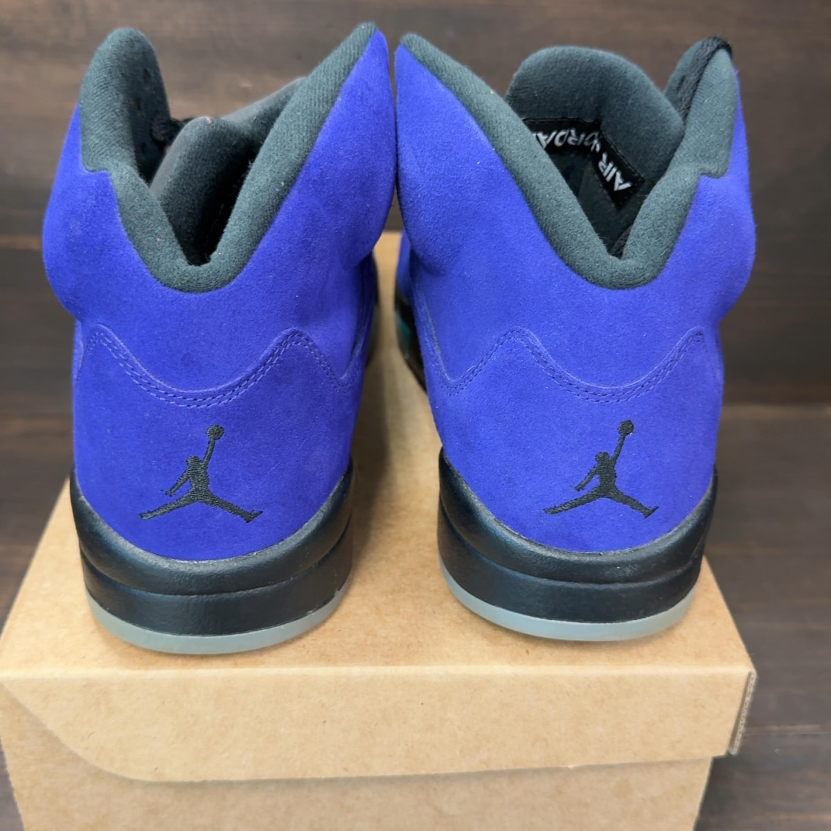 Jordan 5 Retro Alternate Grape Size 11 (Pre-Owned) - Image 5