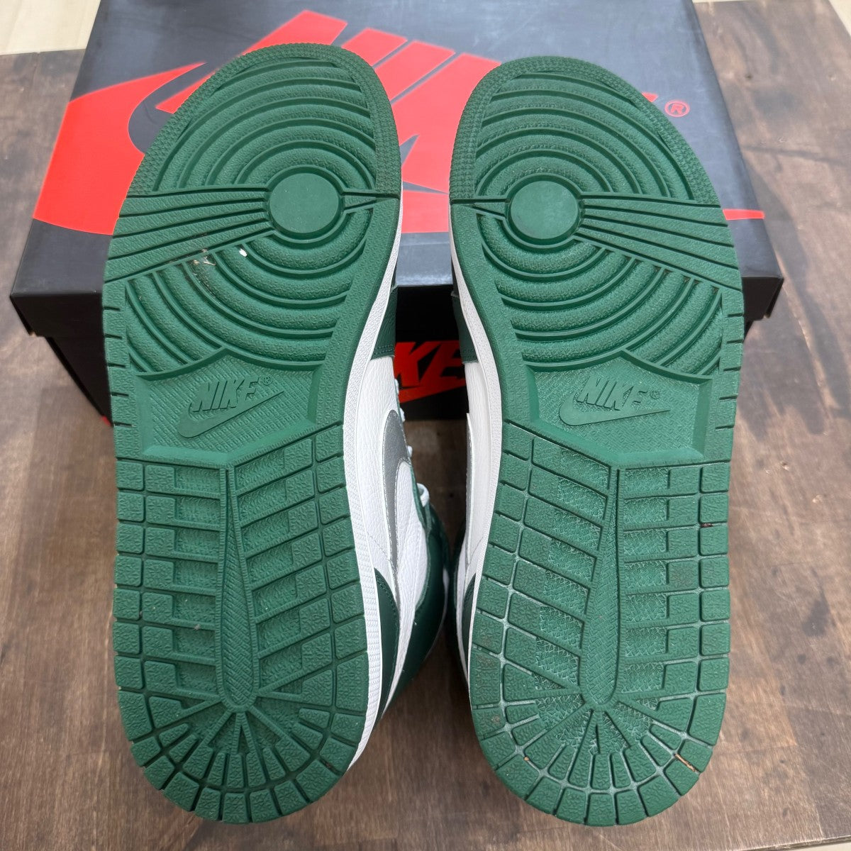 Jordan 1 Retro High OG Gorge Green - Image 5