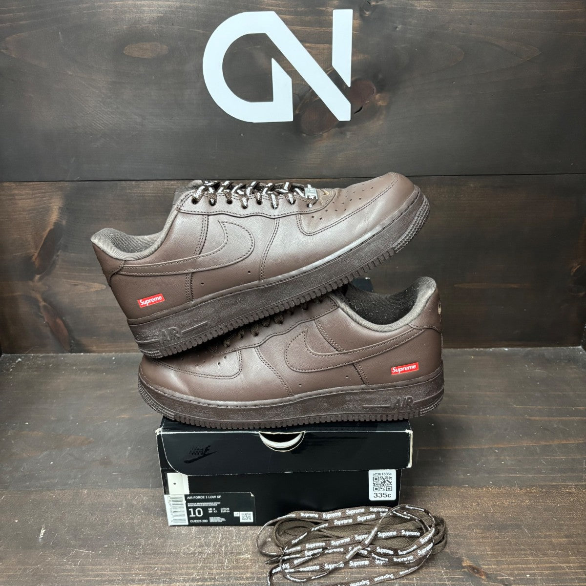 Nike Air Force 1 Low Supreme Baroque Brown - Image 1
