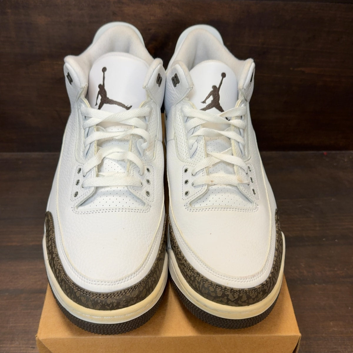 Jordan 3 Retro Mocha (2018) Size 15 (Pre-Owned) - Image 3