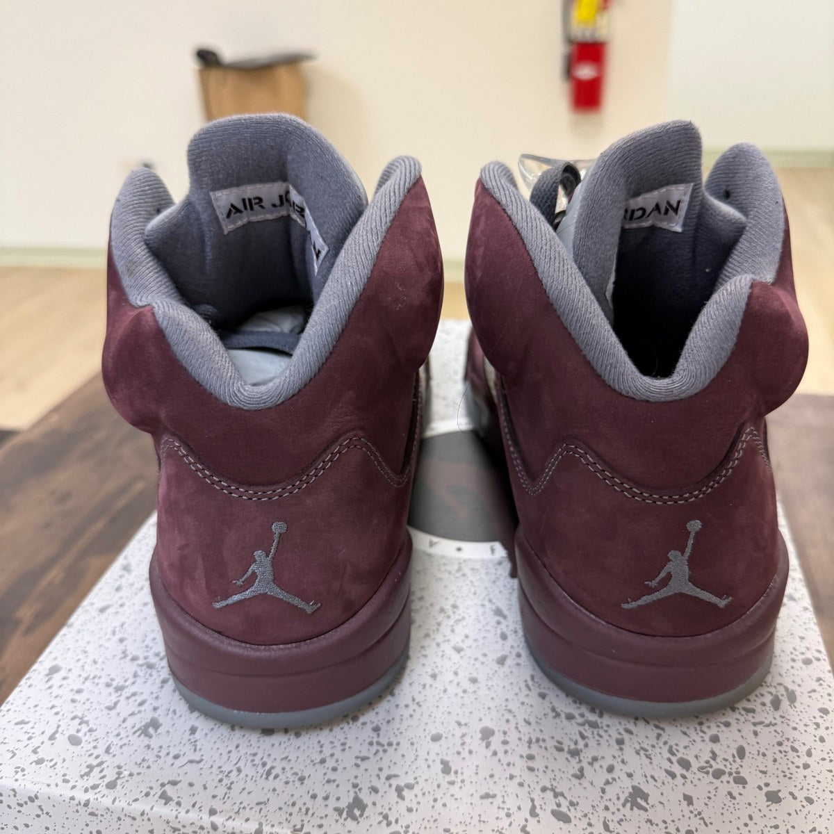 Jordan 5 Retro Burgundy (2023) - Image 3