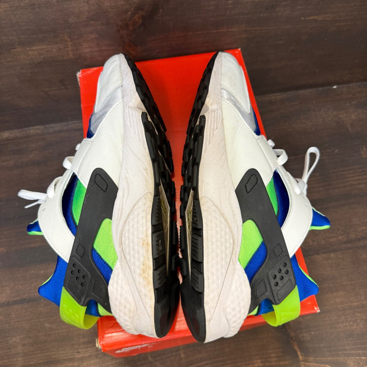 Nike Air Huarache Scream Green (2021) - Image 5