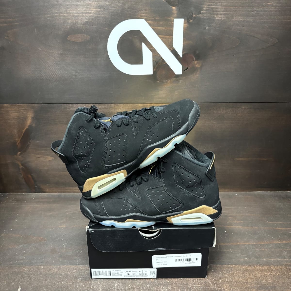 Jordan 6 Retro DMP 2020 (GS) Size 6Y (Pre-Owned) - front