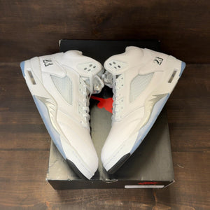 Jordan 5 Retro White Metallic (2026) Size 11 (Pre-Owned) - Image 2