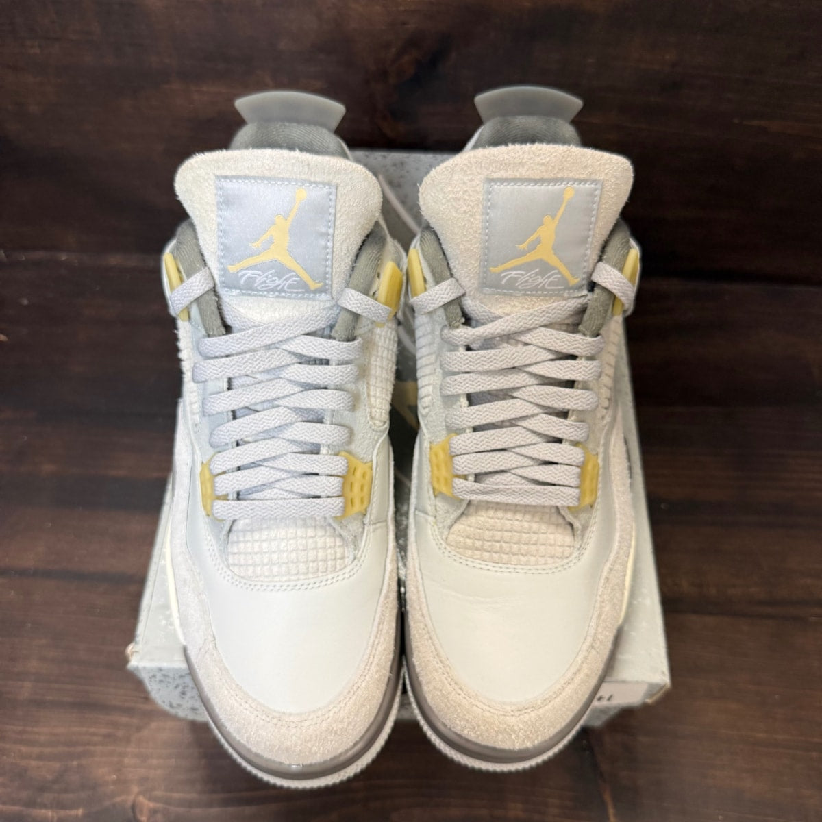 Jordan 4 Retro SE Craft Photon Dust - Image 2