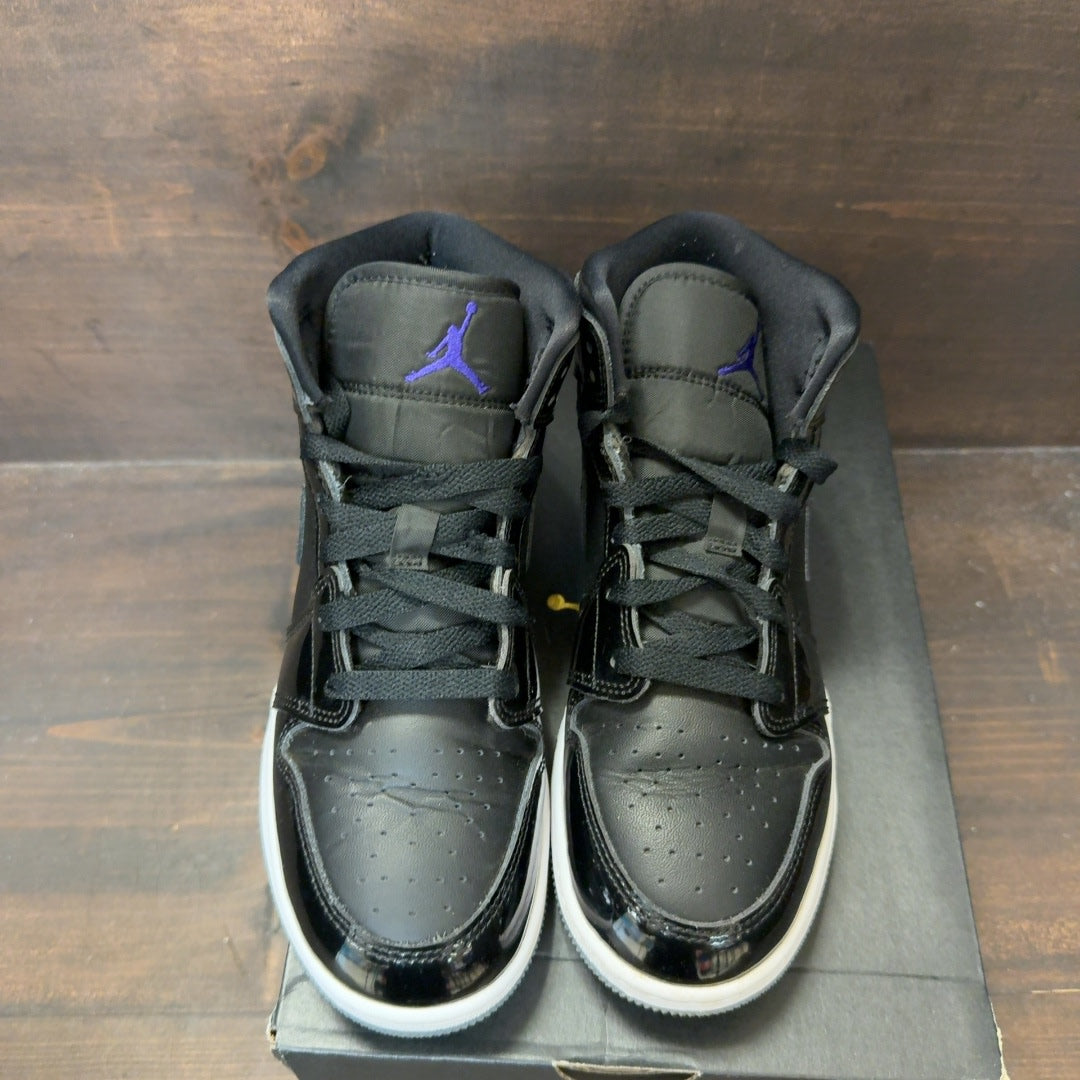 Jordan 1 Mid SE Space Jam (GS) - Image 3