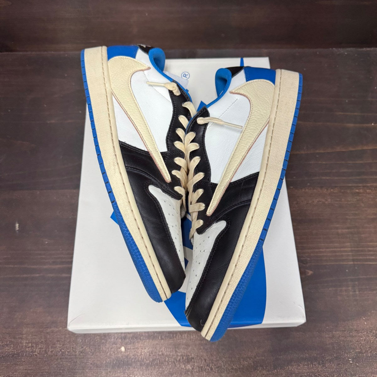 Jordan 1 Retro Low OG SP Fragment x Travis Scott - Image 2