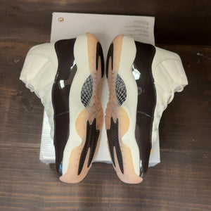 Jordan 11 Retro Neapolitan (Women's) - Image 4
