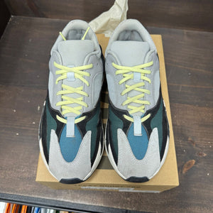 adidas Yeezy Boost 700 Wave Runner Size 9 (Pre-Owned) - side
