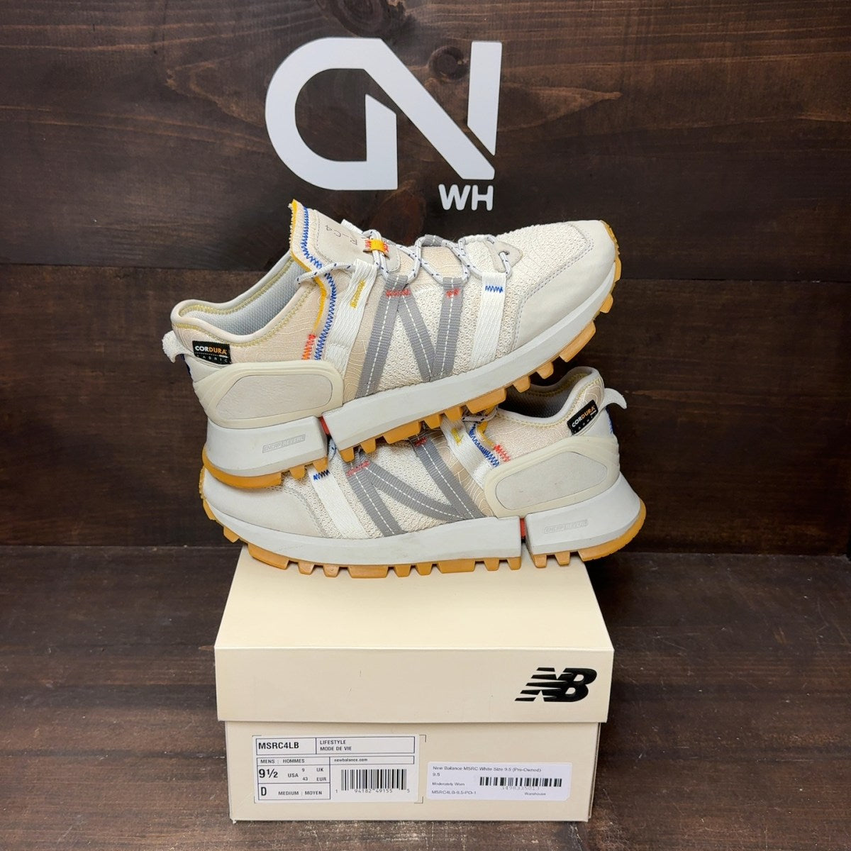 New Balance MSRC White Size 9.5 (Pre-Owned) - front