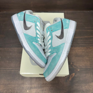 Nike SB Dunk Low April Skateboards - Image 2