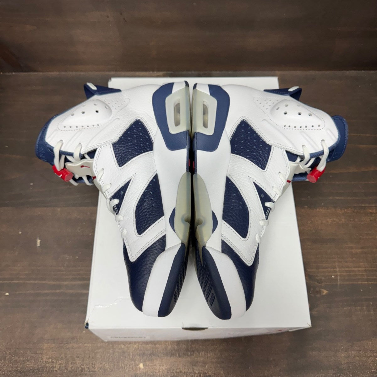 Jordan 6 Retro Olympic (2024) - Image 4